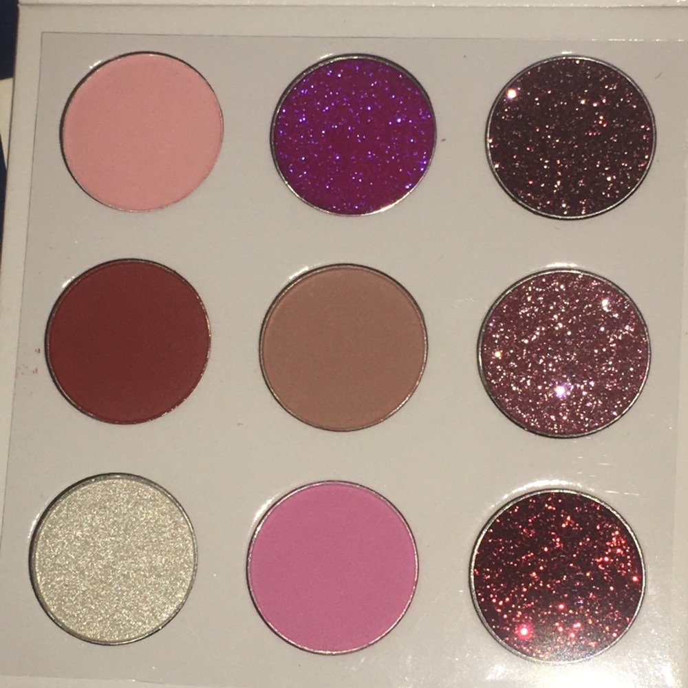 Eye shadow palette wholesale